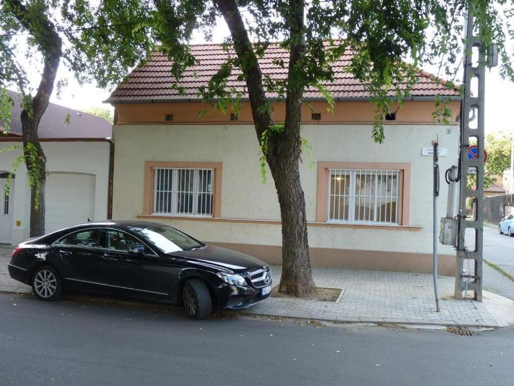 Eper Apartman Debrecen Exterior photo